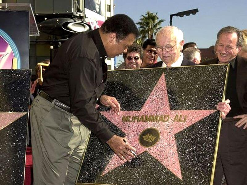 estrela de Muhammad Ali na calçada da fama 