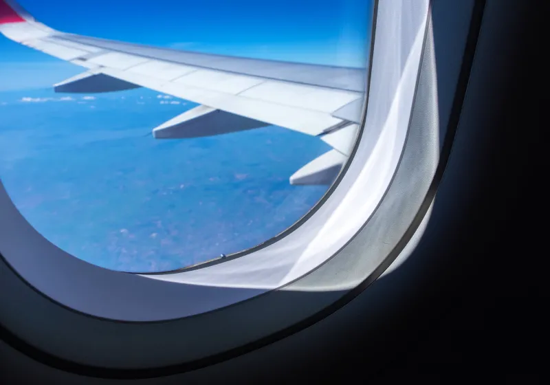 vista da janela de um avião 