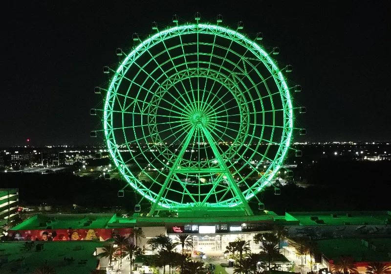 roda gigante luminosa verde 
