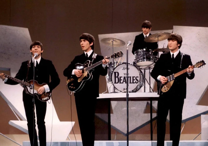 Adentre a história do rock com a Beatles Tour